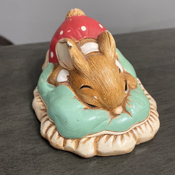 “Dodger” Hand Painted Stonecraft by Pendelfin Collections Made in England 1999 - Picture 5 of 6